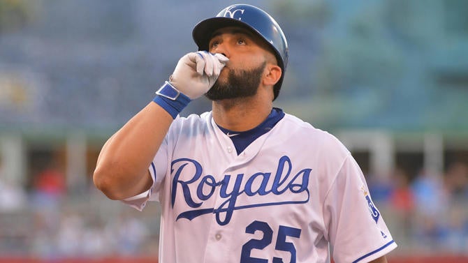 kendrys-morales-62916.jpg