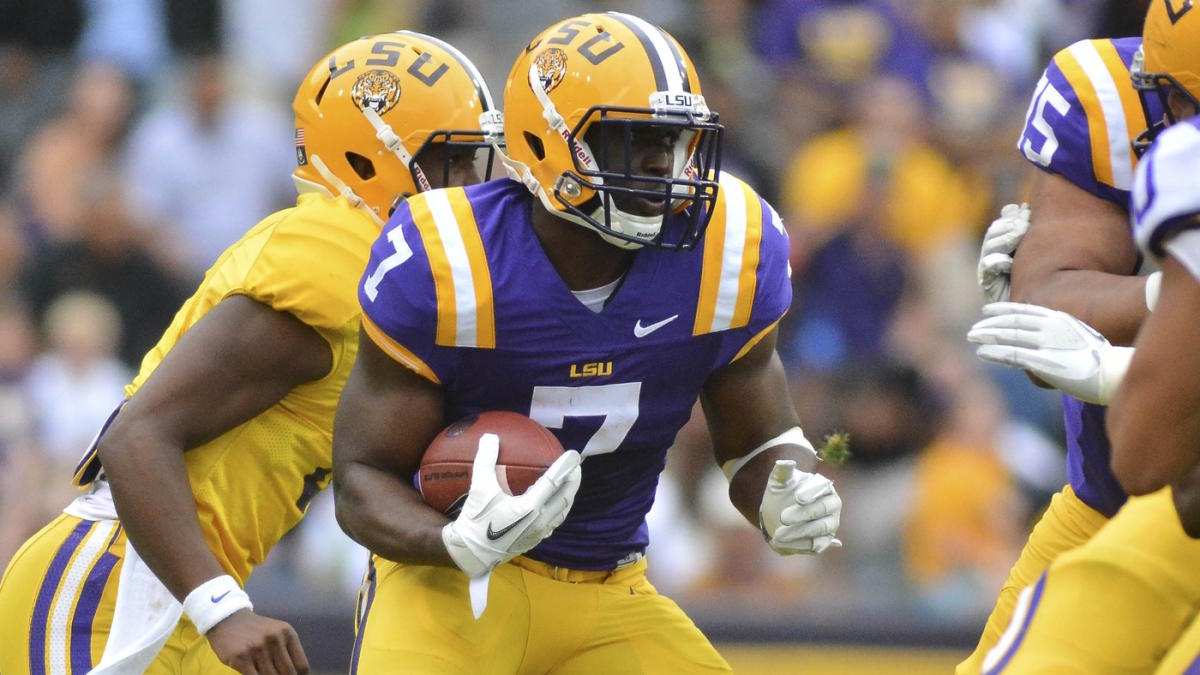 What Free Agency In College Football Would Look Like This Offseason 