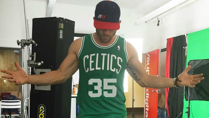 Julian Edelman wants Kevin Durant in Boston