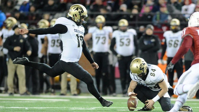colorado-buffaloes-uniforms.jpg
