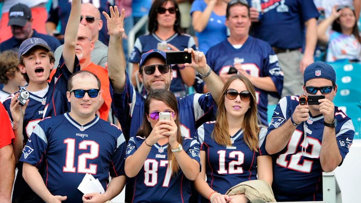 Study: NFL fans are swiping left on Patriots faithful more than any other  fan base 