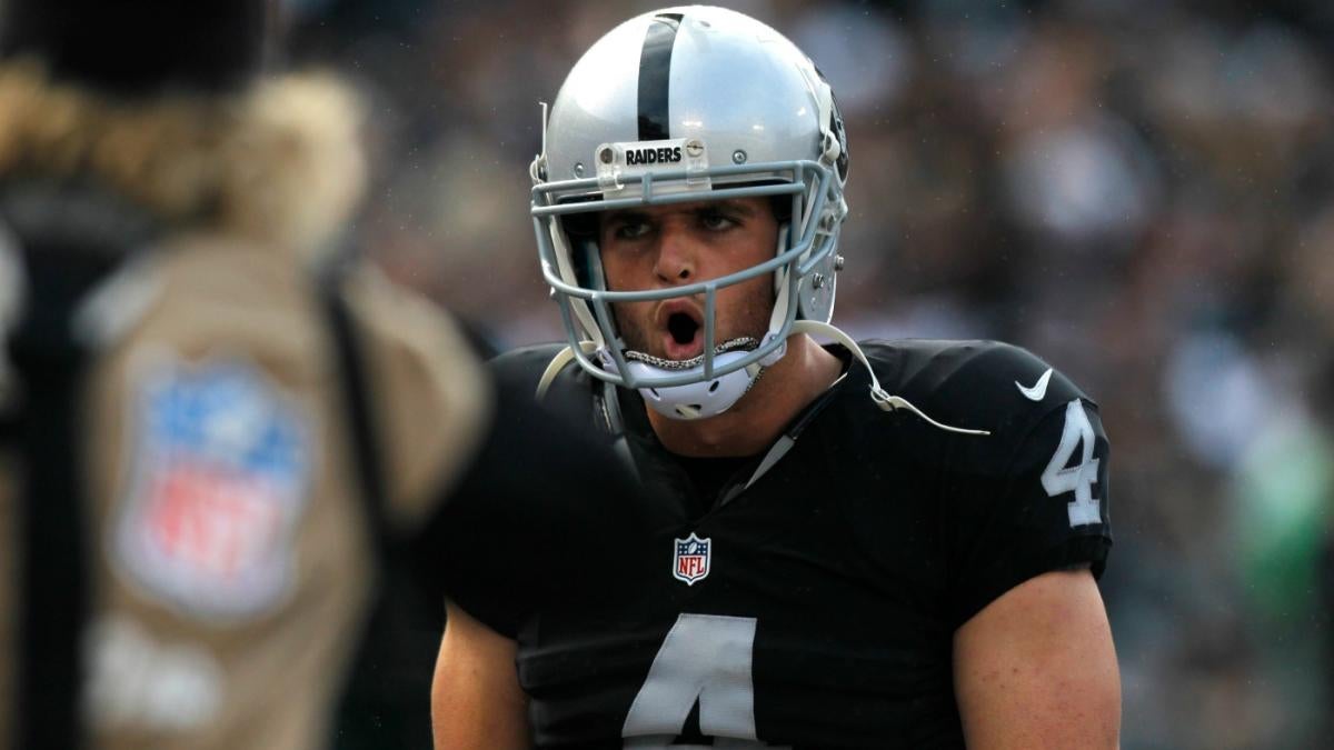 NFL 2016 -- The Oakland Raiders' stalwart offensive line makes Derek Carr  so safe, he's dangerous - ESPN