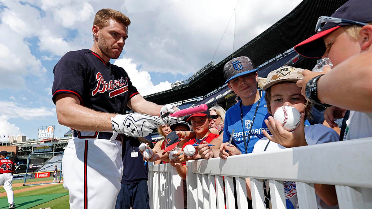 Braves' Freddie Freeman has cancerous mole removed from back