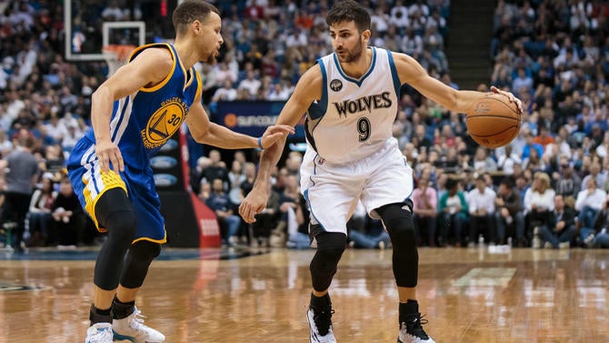 Ricky Rubio and Stephen Curry