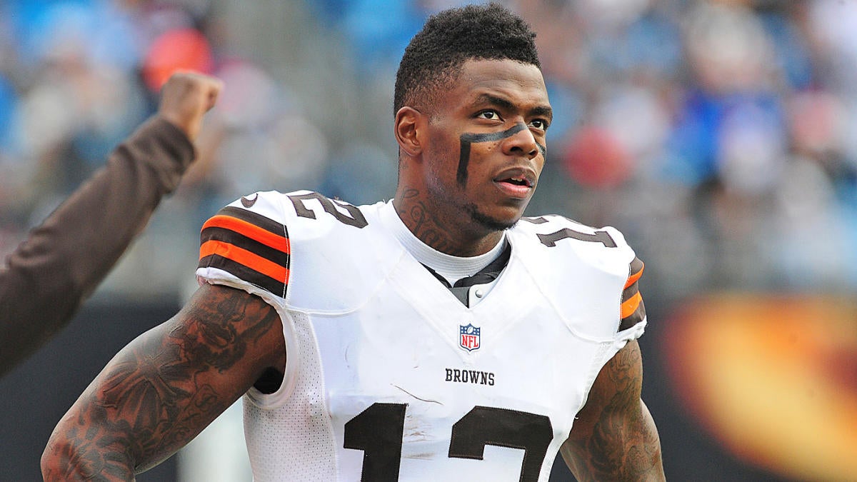 The Oakland Raiders Shouldn't Sign Josh Gordon - Last Word on Pro Football