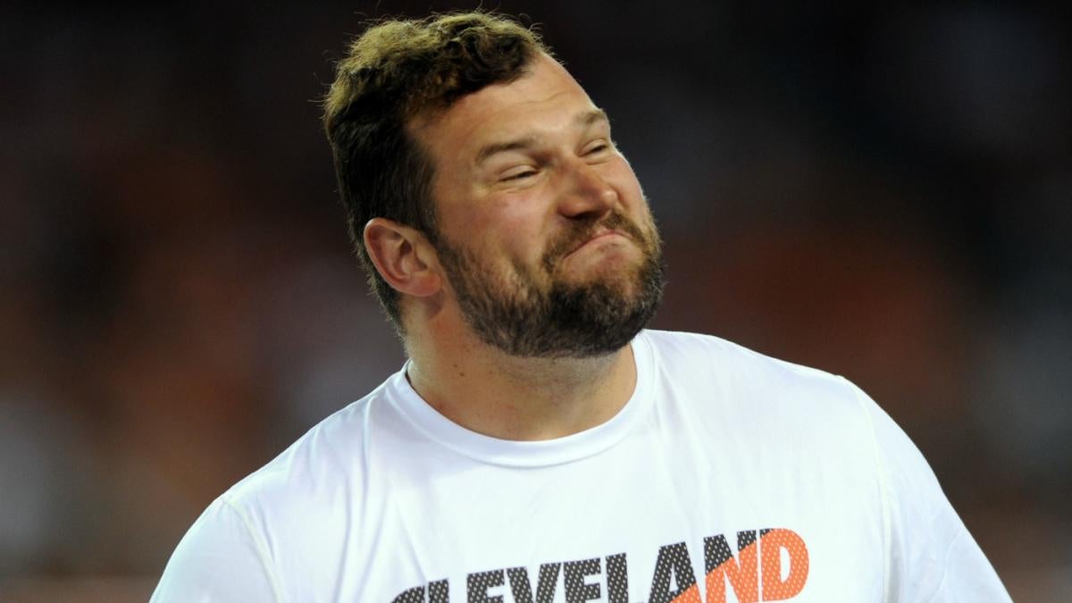 Joe Thomas Tries to Name Every Quarterback He's Ever Protected