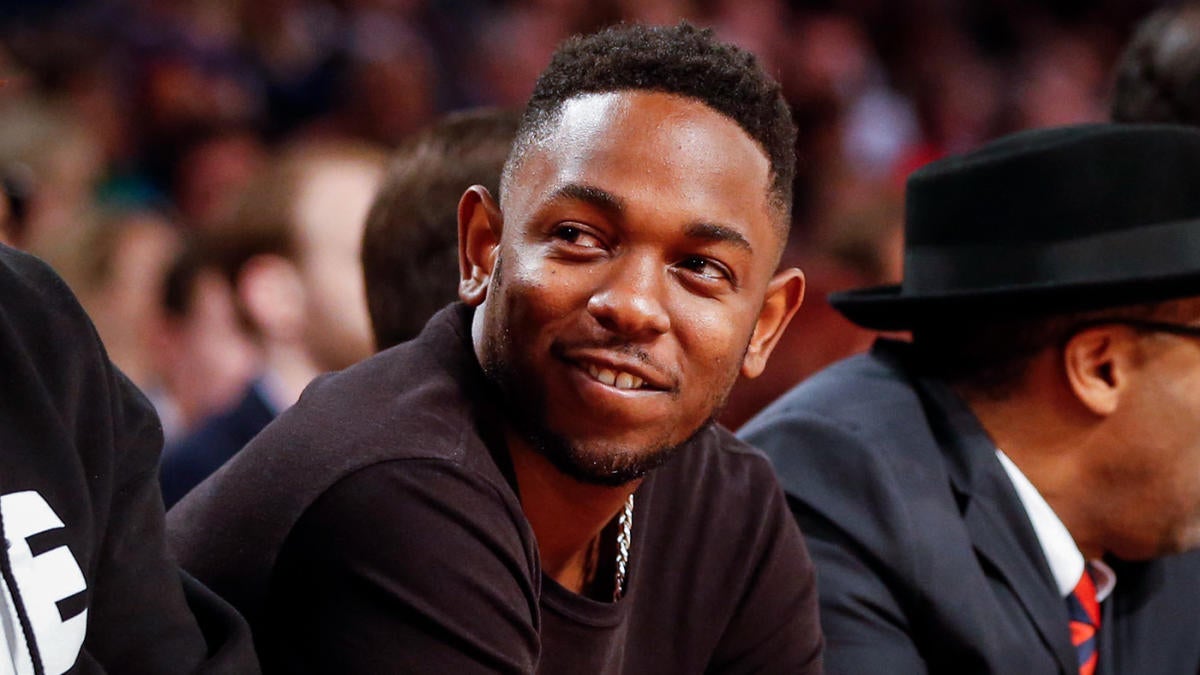 LOOK: Kendrick Lamar hauls in beautifully thrown pass at Rams