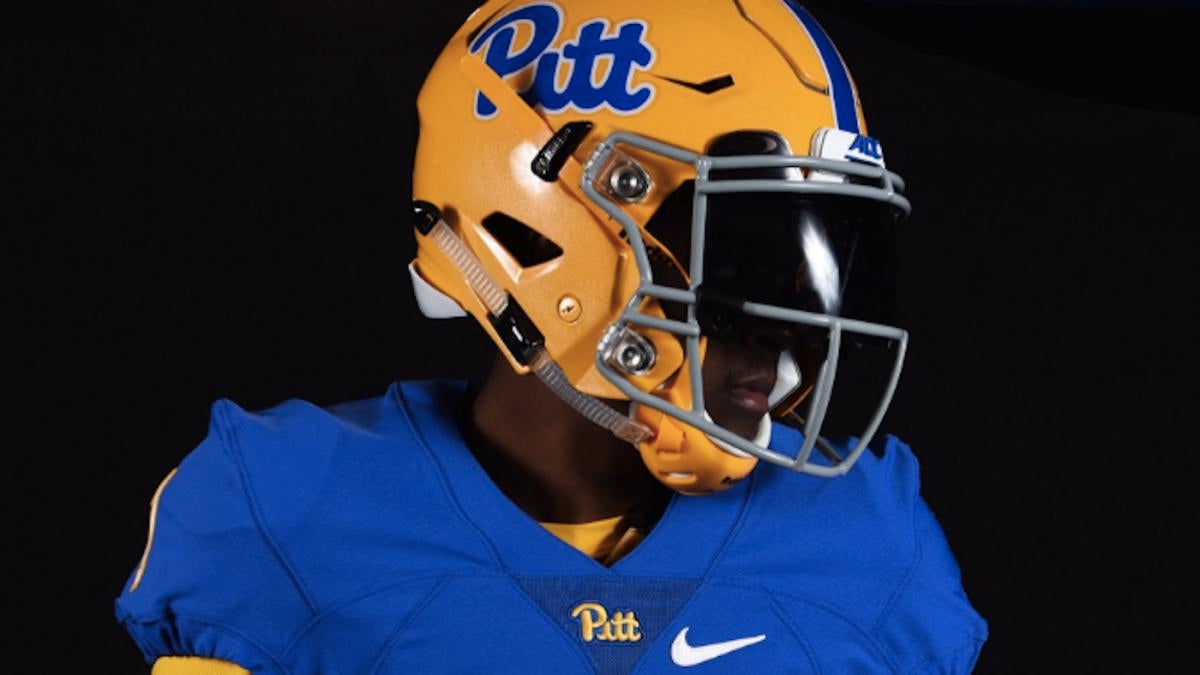 LOOK: Pitt's bright blue throwback uniforms remind of its title