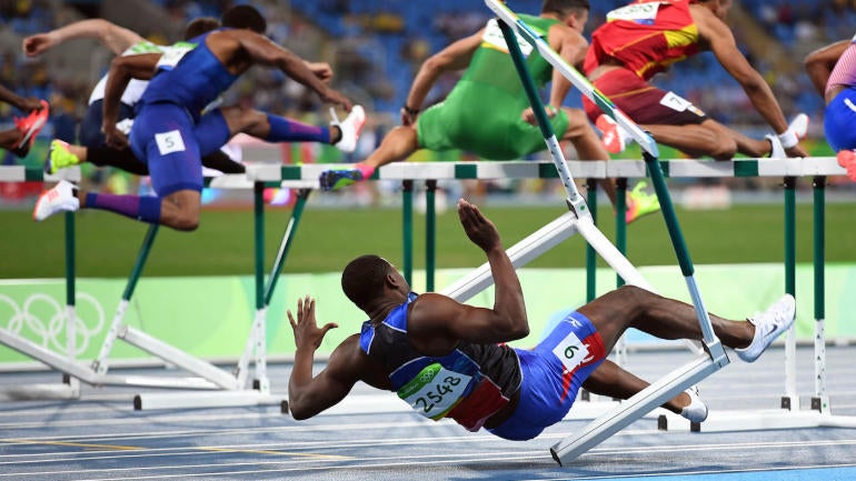 LOOK: Olympic hurdler crashes badly on first hurdle ... - 770 x 433 jpeg 86kB