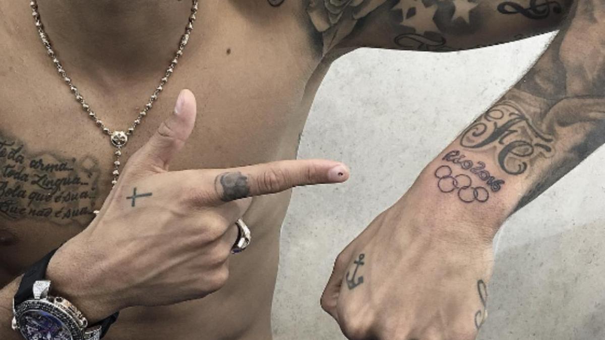 Neymar got a tattoo on his thigh People dont understand how obsessed I  am with victory and I must admit that he was not lying  Neymar Neymar  jr Neymar pic