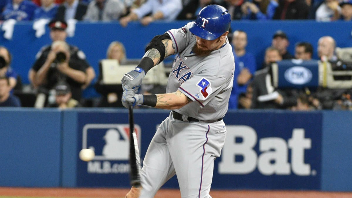 Rangers release Josh Hamilton after another knee injury