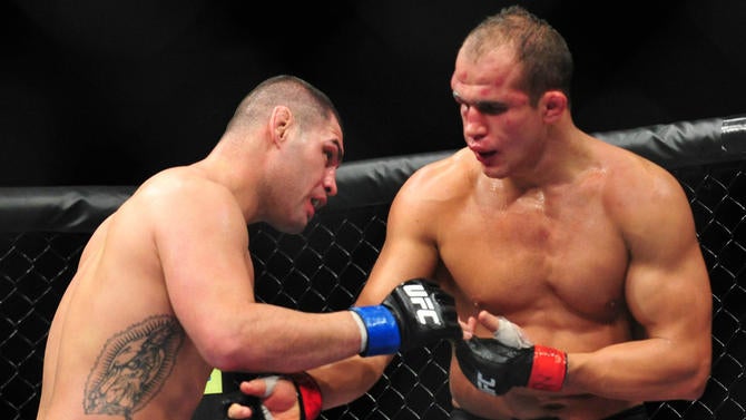 velasquez-dos-santos.jpg