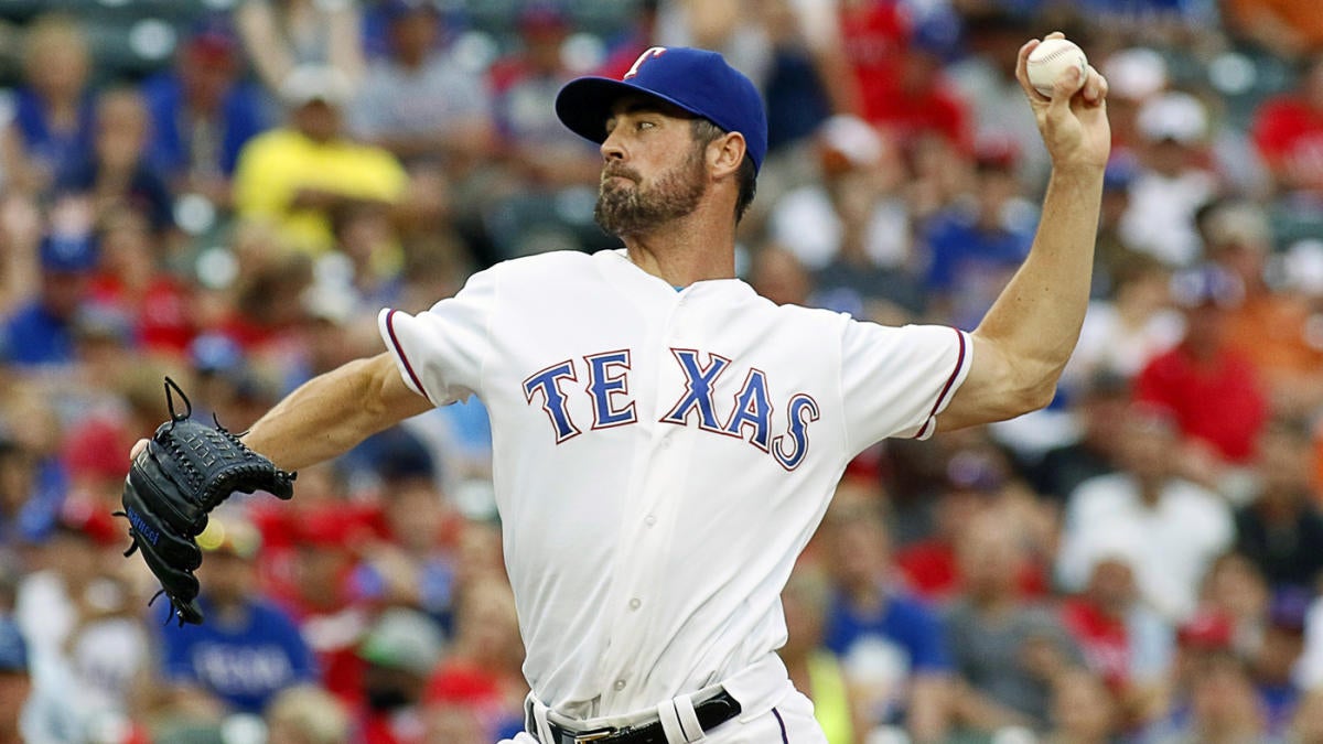 Hamels could be back in Rangers rotation by next week