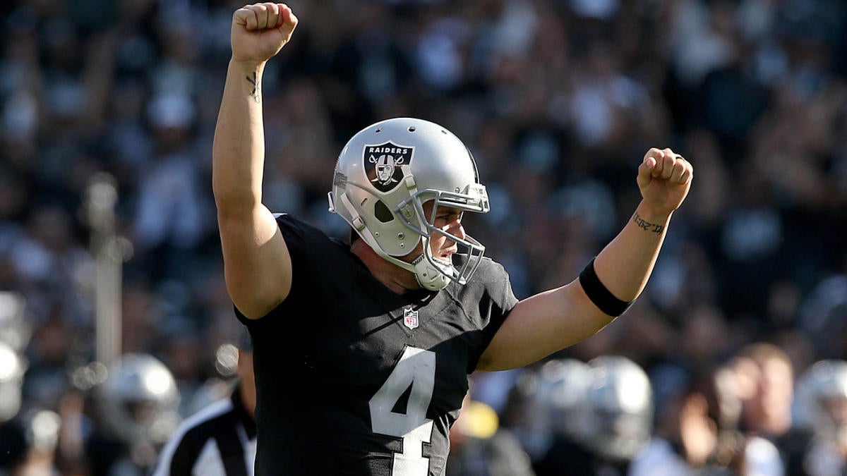 Fantasy Football Start 'Em, Sit 'Em Picks for Week 1: Derek Carr