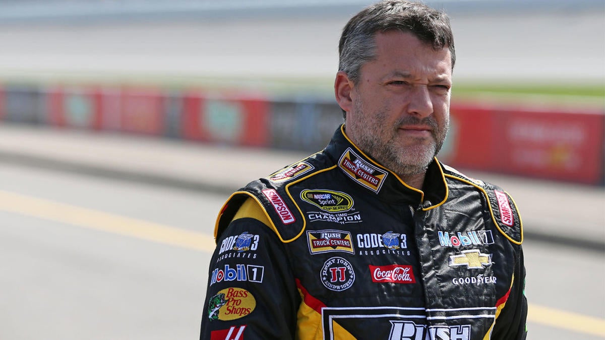 Tony Stewart on Colin Kaepernick: 'idiot'