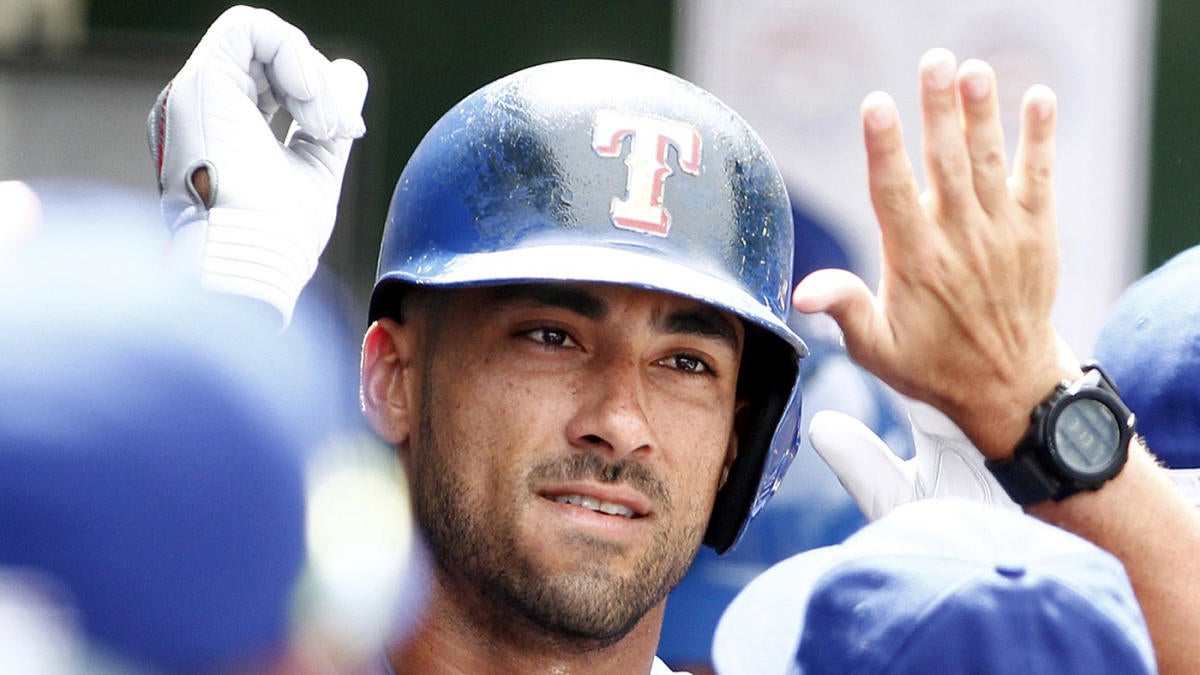 Rockies' Ian Desmond takes first swings