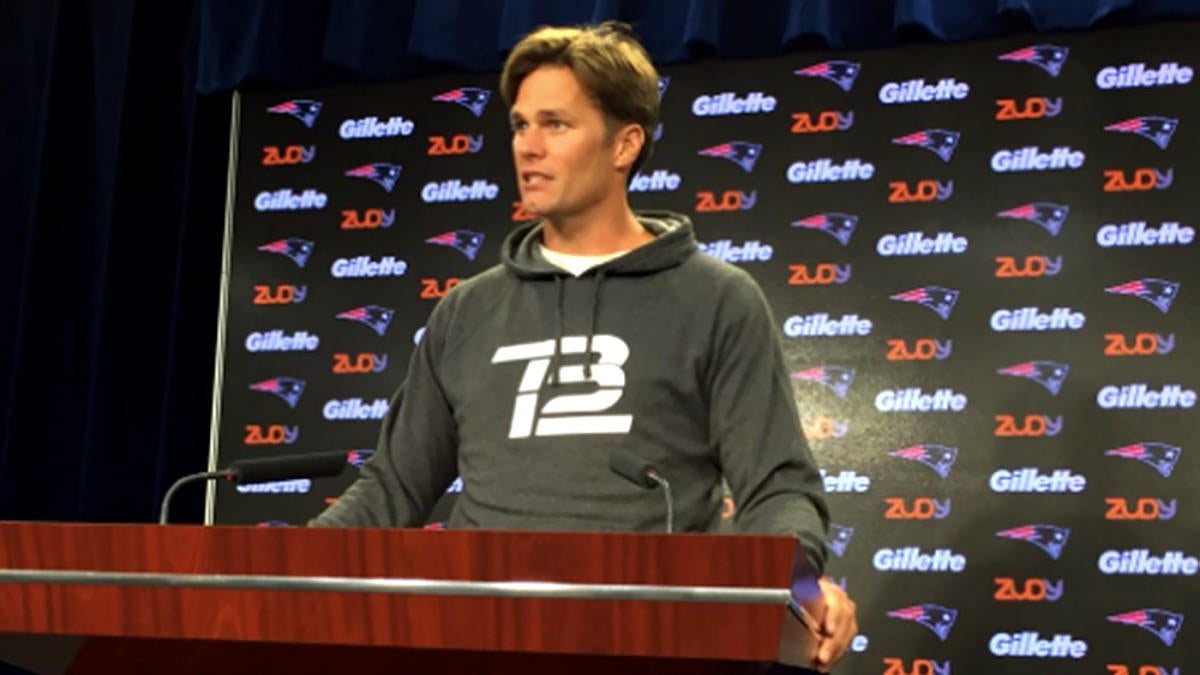 LOOK: Tom Brady sports '90s haircut, Twitter predictably