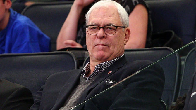 Phil Jackson watches his Knicks