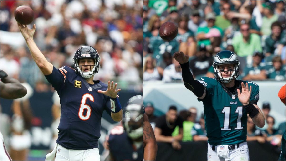 WATCH: Eagles' Carson Wentz gets smacked by Bears' Danny Trevathan