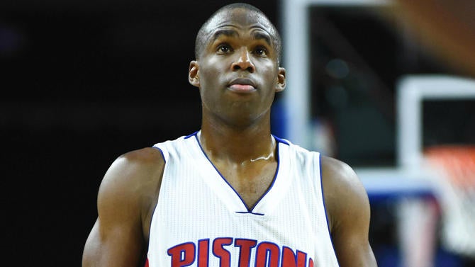 Jodie Meeks looks up