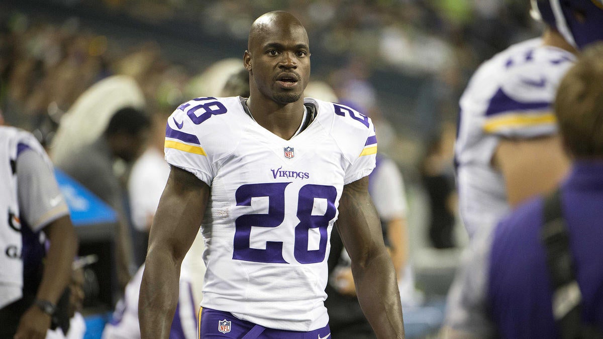 Vikings win stare down with Adrian Peterson, with running back