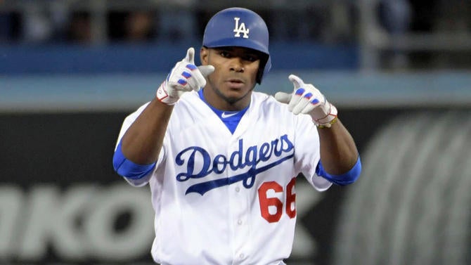 Yasiel-puig-dodgers-point.jpg