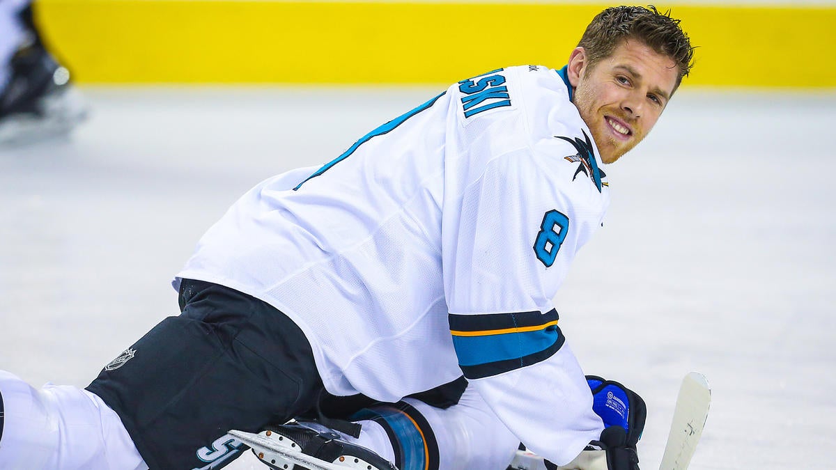 Joe Pavelski leaving Sharks for three-year deal with Dallas Stars, per