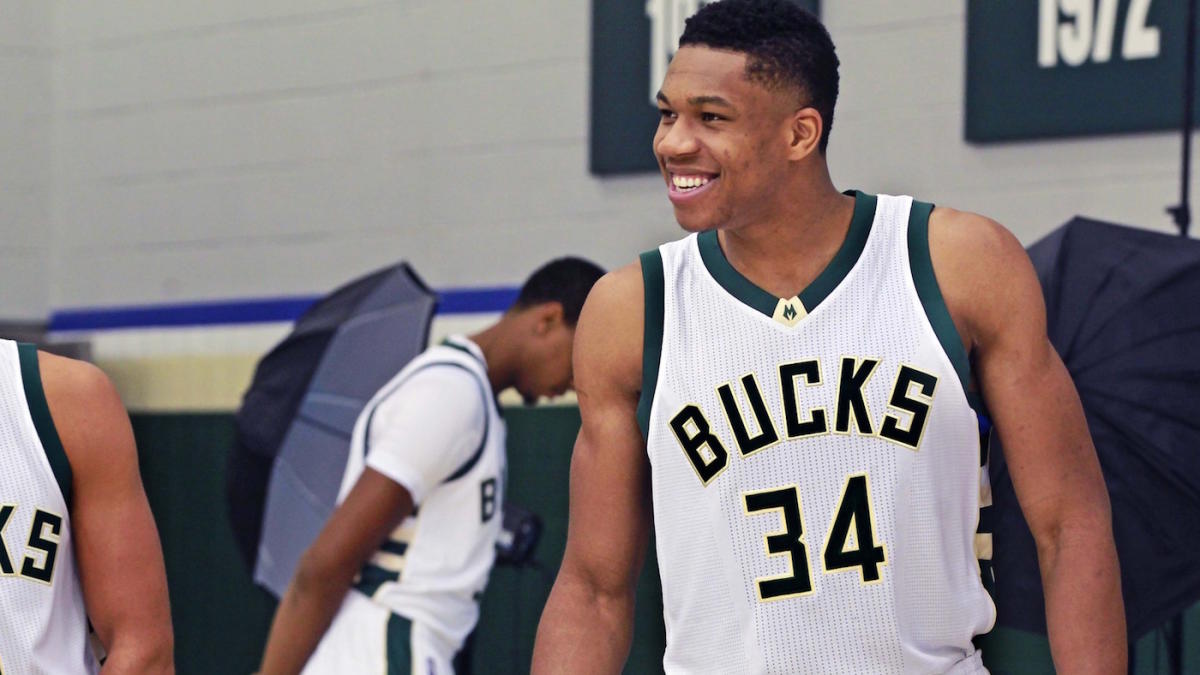 Giannis Antetokounmpo, Height, Brothers, Stats, & Milwaukee Bucks