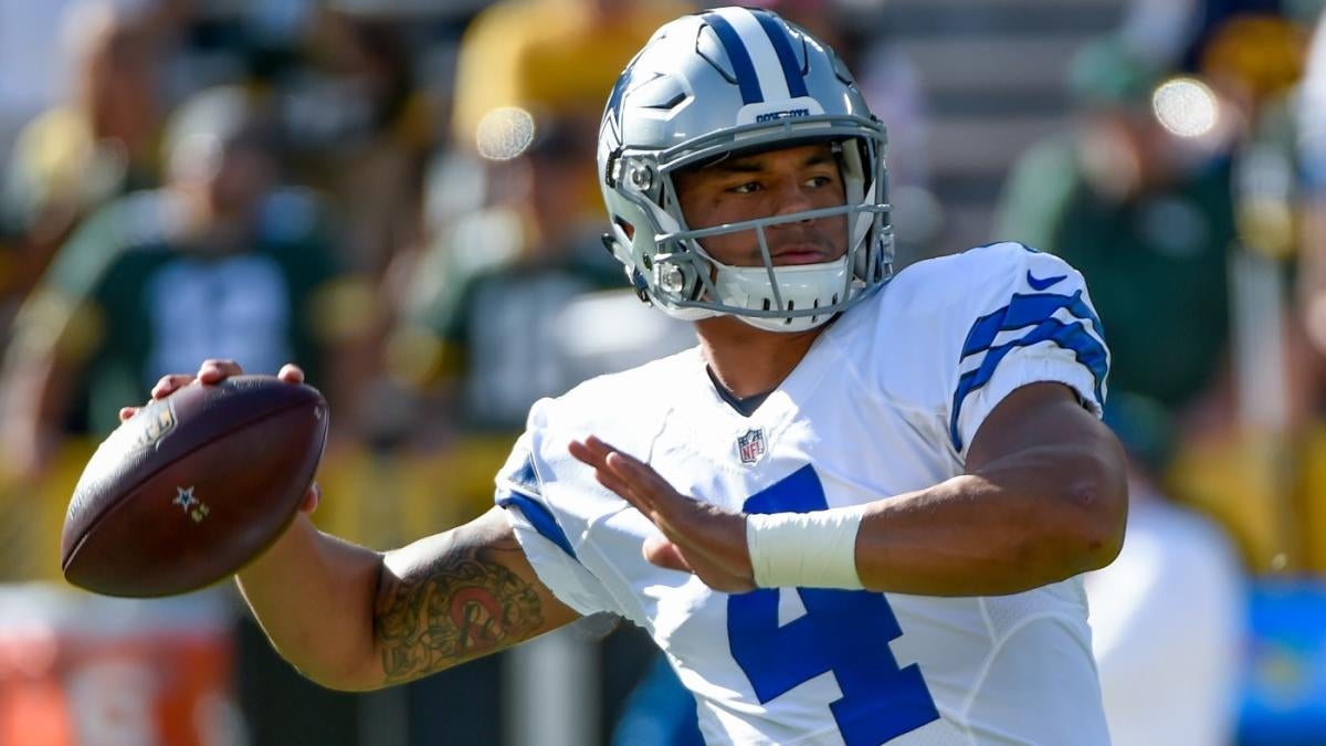 Dak Prescott Accidentally Signed A Packers Hat This Week - The Spun: What's  Trending In The Sports World Today