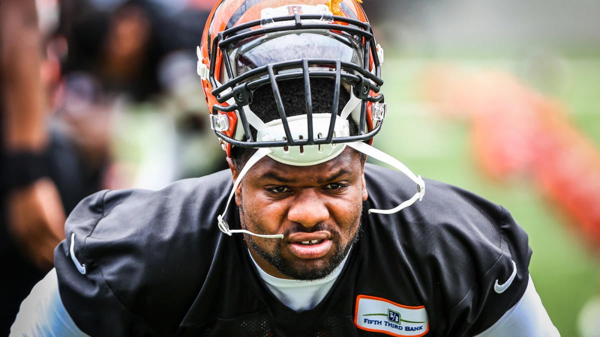 NFL reviewing Vontaze Burfict hits, LB could face discipline