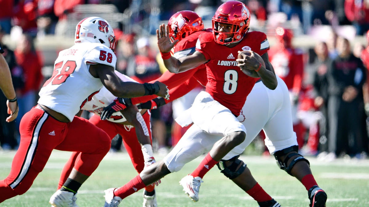 Lamar Jackson: College football career, stats, highlights, records