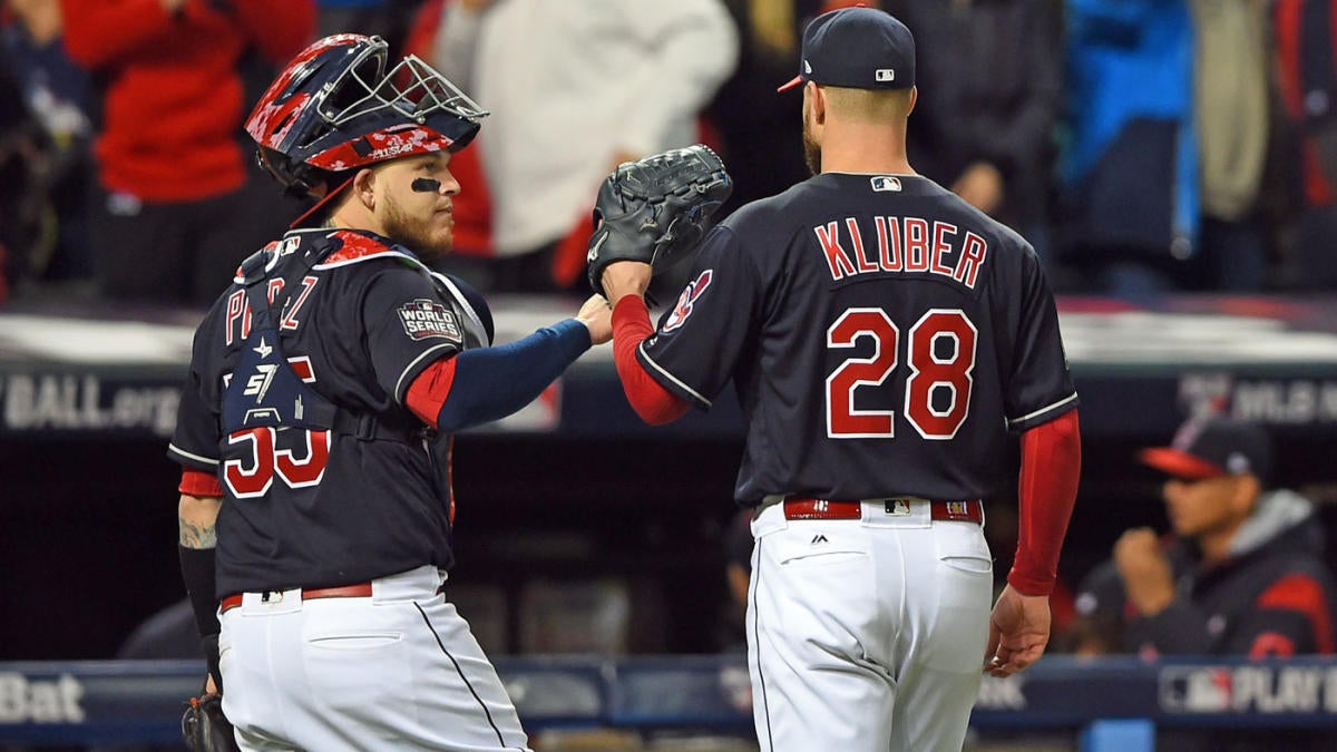 Kluber, Perez, Indians beat Cubs 6-0 in World Series opener