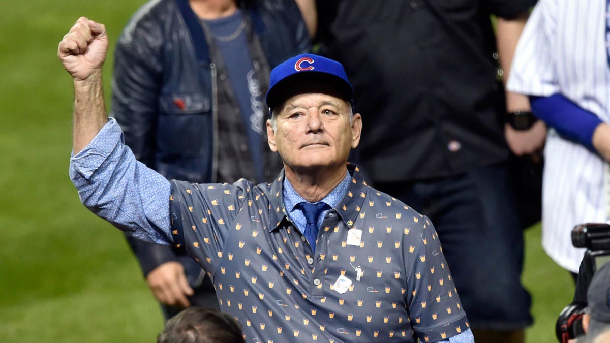 Bill Murray belts out 'Take Me Out to the Ball Game' at Wrigley Field