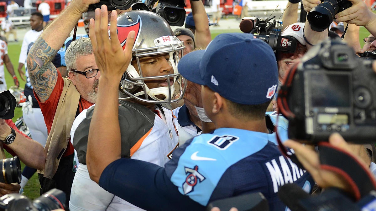 Marcus Mariota shows chemistry with Adam Humphries in Tennessee