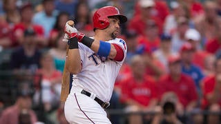 Report: Astros 'hot' for Carlos Beltran, but DH remains on Rangers