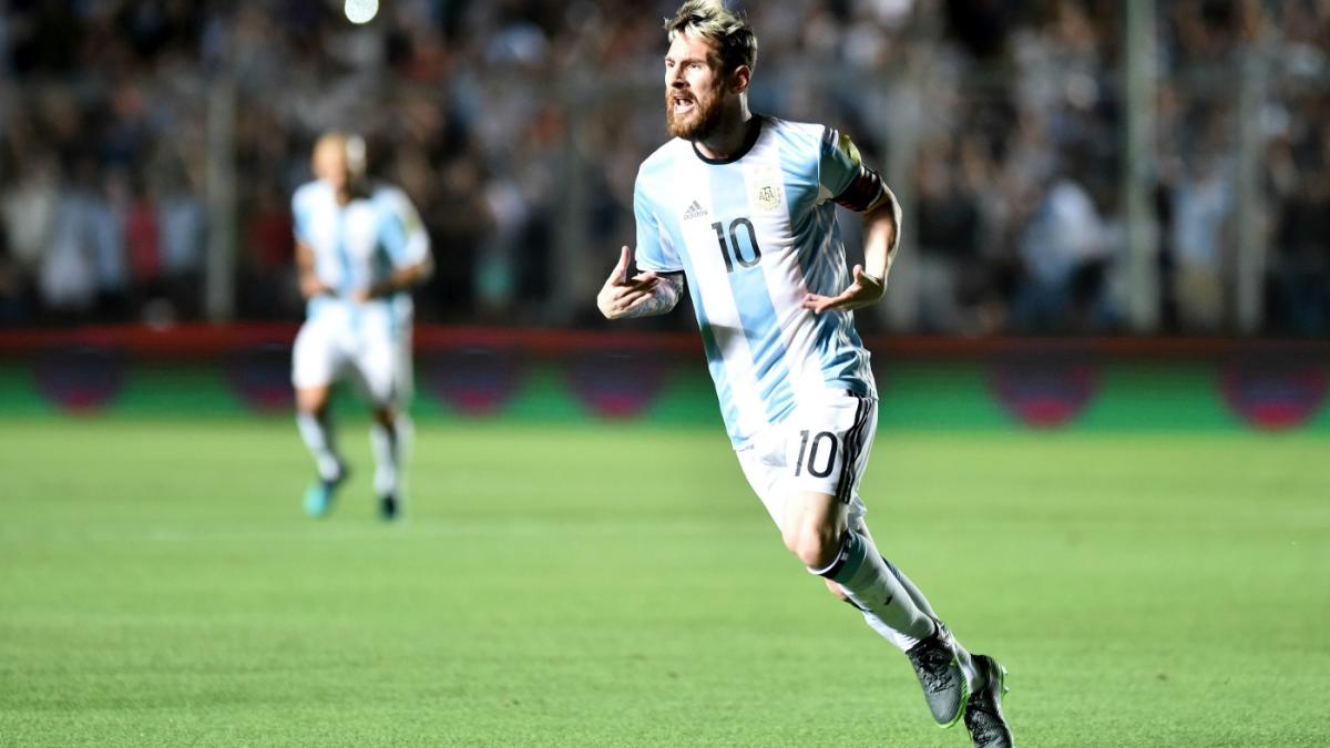 Report: Doomed plane was also '18 minutes from crash' with Messi ...