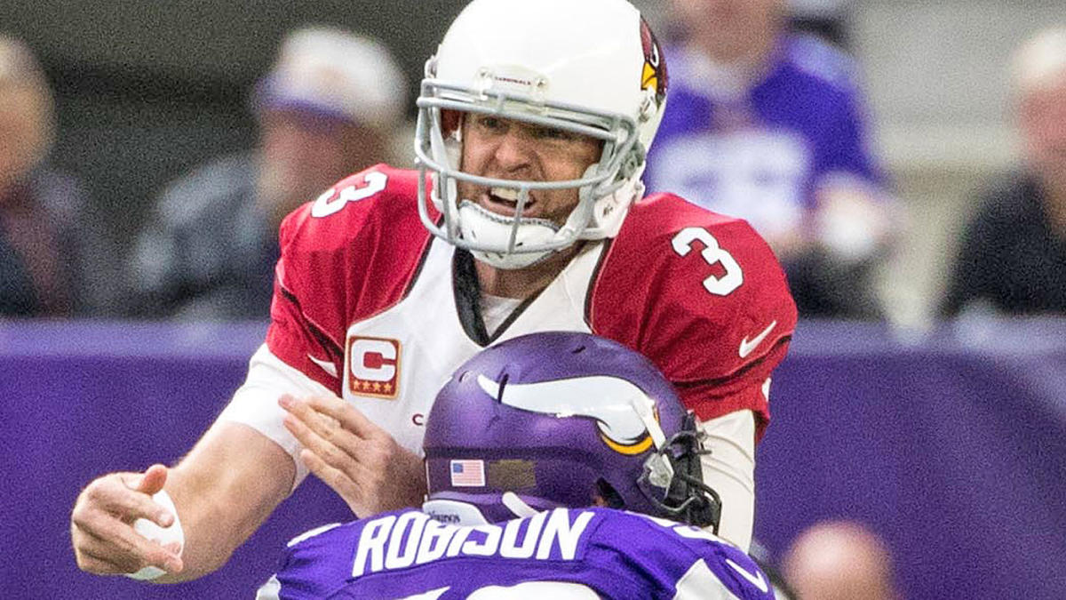 Cardinals offensive line struggled to protect Carson Palmer again