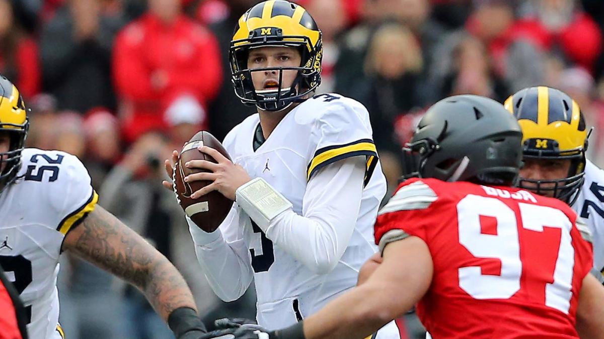 September 02, 2017: Michigan Wolverines quarterback Wilton Speight #3  during the Advocare Classic NCAA Football game between the University of  Michigan Wolverines and the University of Florida Gators at AT&T Stadium in