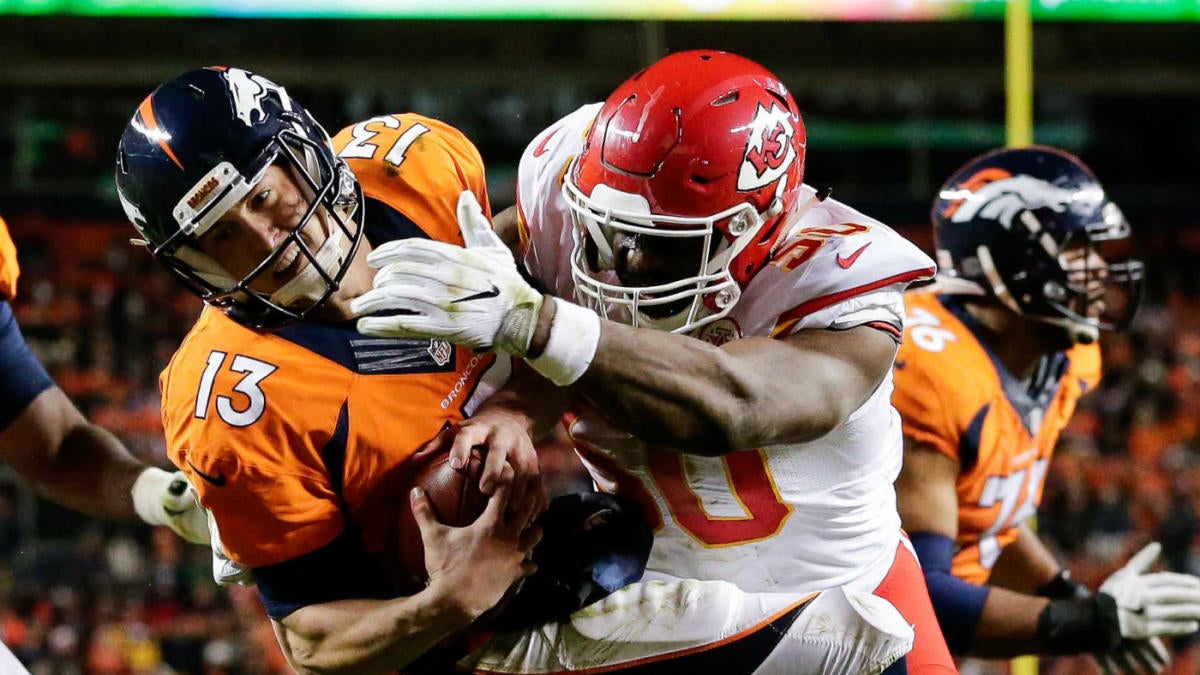 Alex Smith Finishes Off Opening Drive With TD Run!, Broncos vs. Chiefs