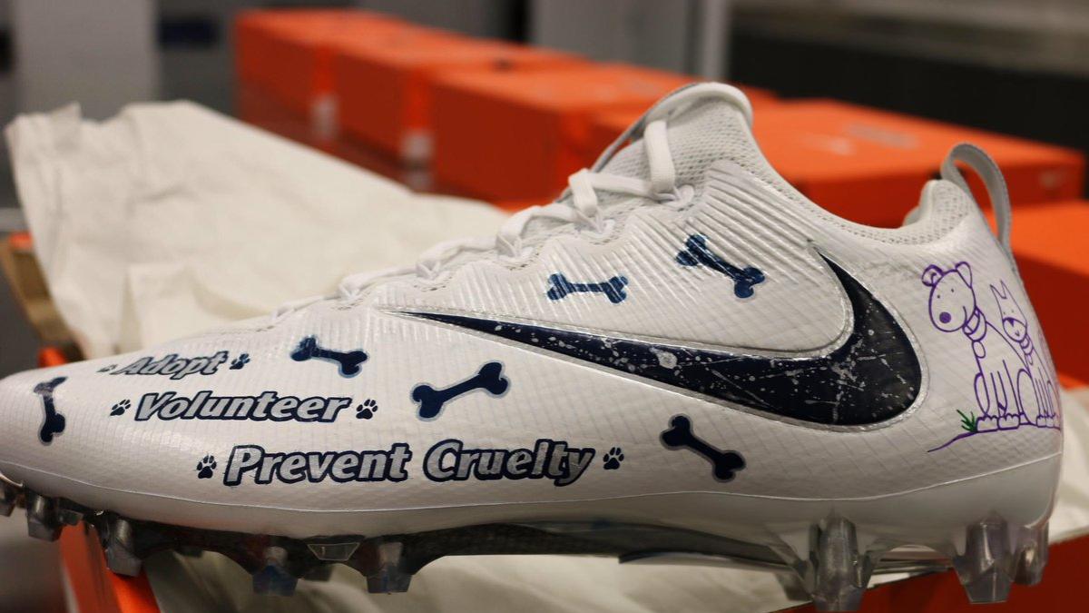 NFL decides to let Titans, Browns wear cleats for good causes