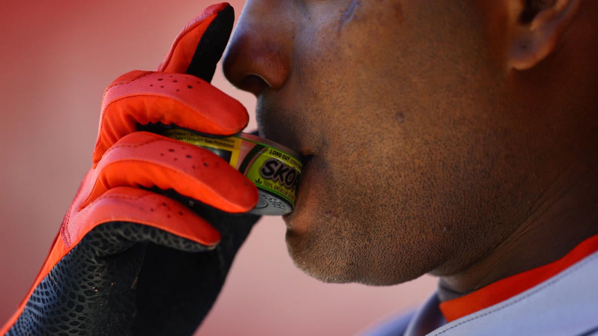 Mlb Bans Smokeless Chewing Tobacco For New Players In New Cba Cbssports Com