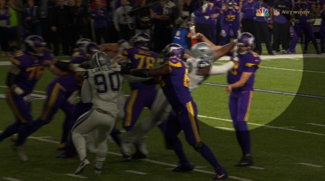 bradford-helmet-cowboys-vikings-12-01-16.jpg