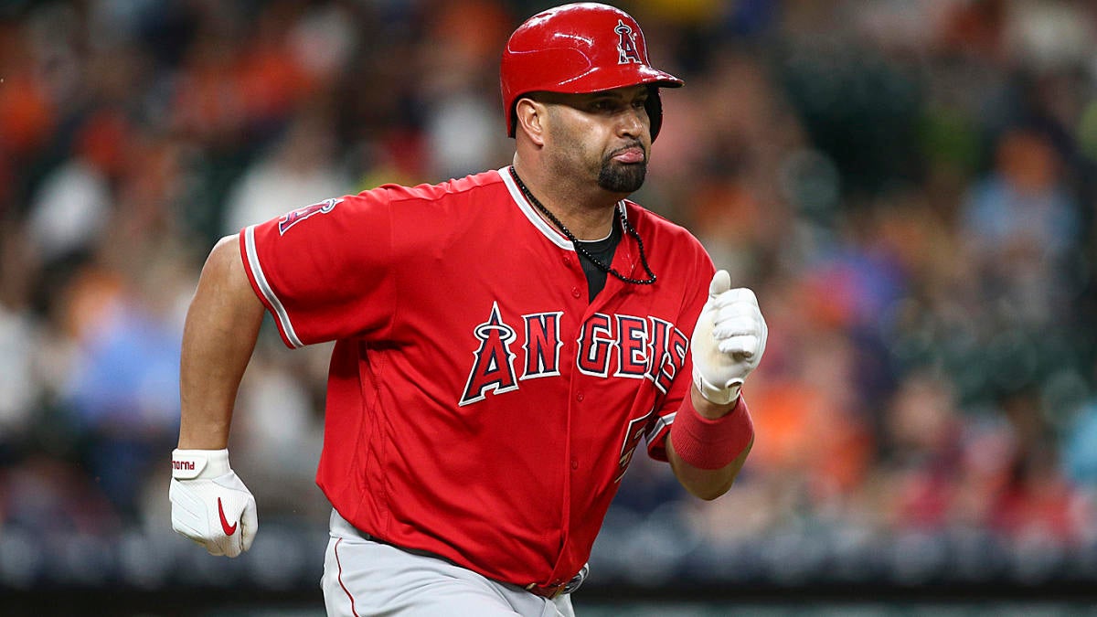 Los Angeles Angels: Albert Pujols Undergoes Foot Surgery