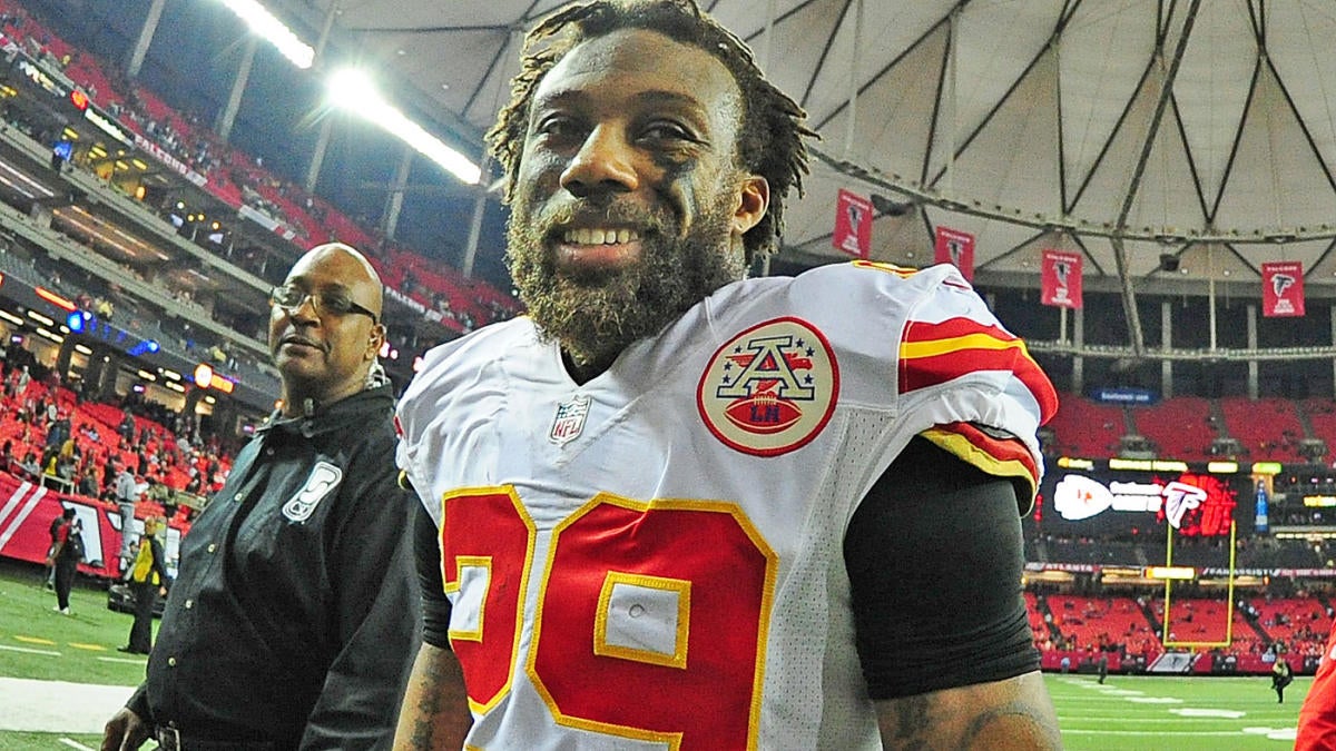 Kansas City Chiefs safety Eric Berry opens up on battle with cancer, NFL  News