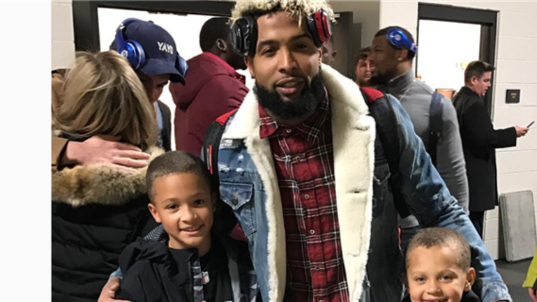 Look: Odell Beckham Jr. Takes Photo With James Harrison's Sons 