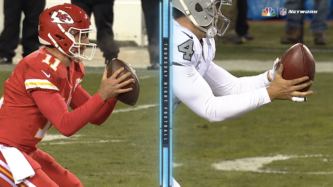 derek-carr-pinkie-12-08-16.png