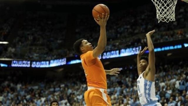 Tennessee Freshman Big Men Getting Tough Love Cbssports Com