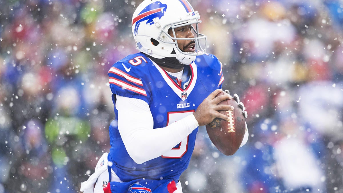 Tyrod Taylor could need sports hernia surgery, may affect Bills' $30M decision - CBSSports.com