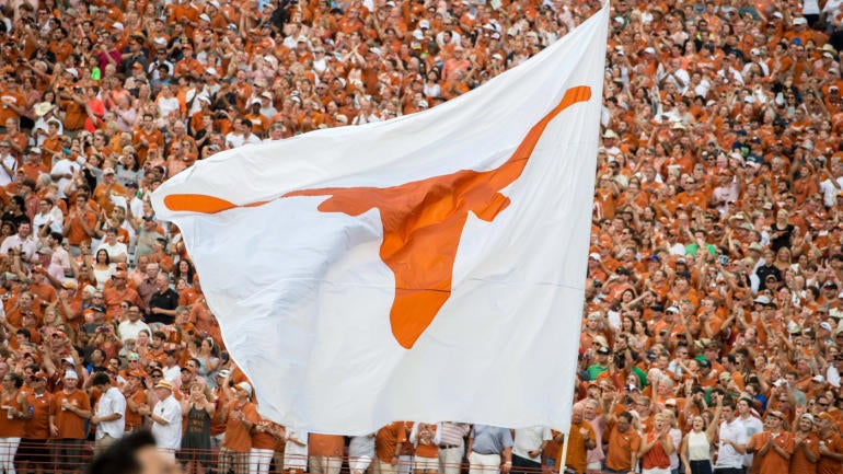 texas-longhorns-flag.jpg