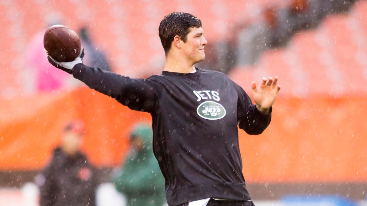 Hackenberg shines at practice, Jets' Bowles likens McCown to ...